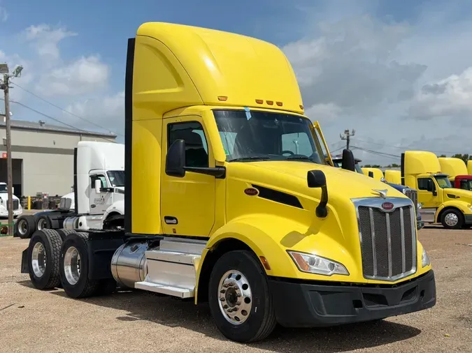 2023 Peterbilt 579