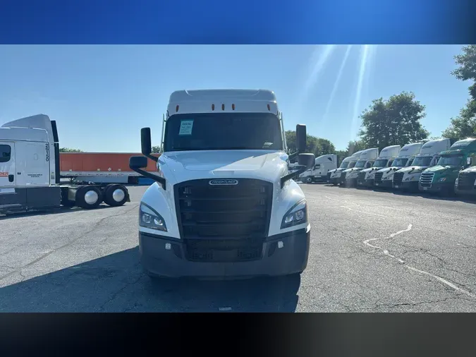 2022 Freightliner Cascadia 126b8ba235716231f483547707b0aaccc62