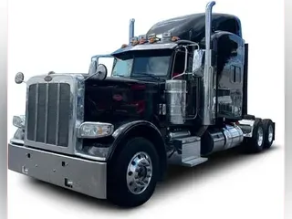 2017 Peterbilt 389