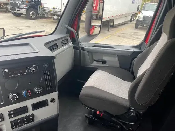 2021 Freightliner Cascadia