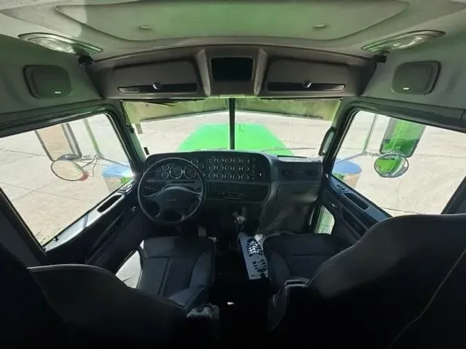 2019 Peterbilt 389