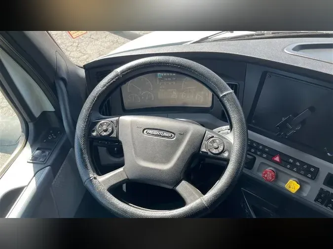 2020 FREIGHTLINER CA126