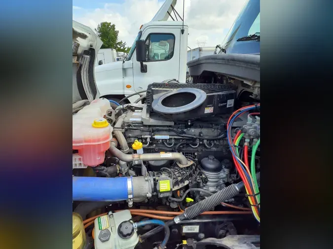 2019 FREIGHTLINER NEW CASCADIA PX12664