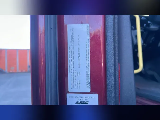 2022 Freightliner Cascadia 126b8cfe8c63dc5638e70d24b849a636b02