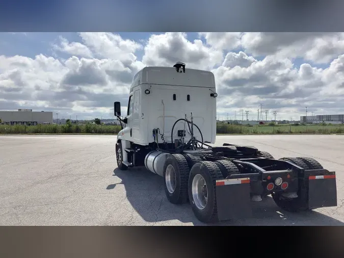 2020 Freightliner Cascadia