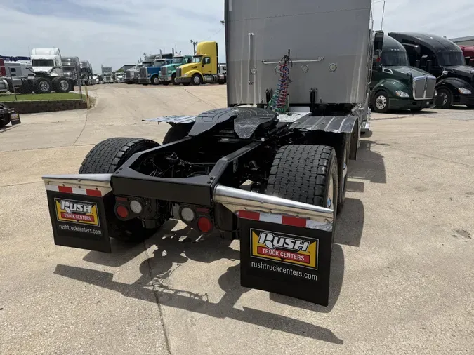 2019 Peterbilt 389