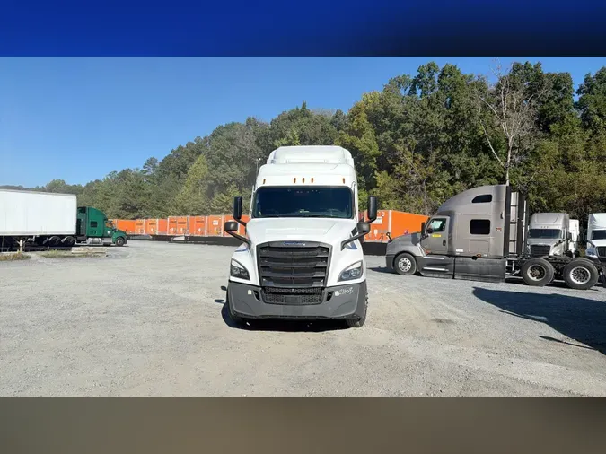 2022 Freightliner Cascadia 126b8d3298fce97e34df7b46da7066838e6