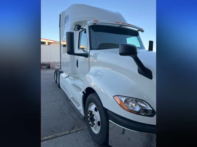 2019 NAVISTAR INTERNATIONAL LT625 SLPR CAB