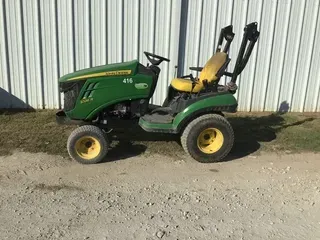 John Deere 1026R