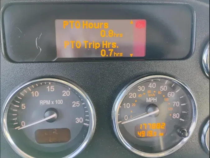 2020 Peterbilt 337b8e069ed162e8577332ee730258508ea