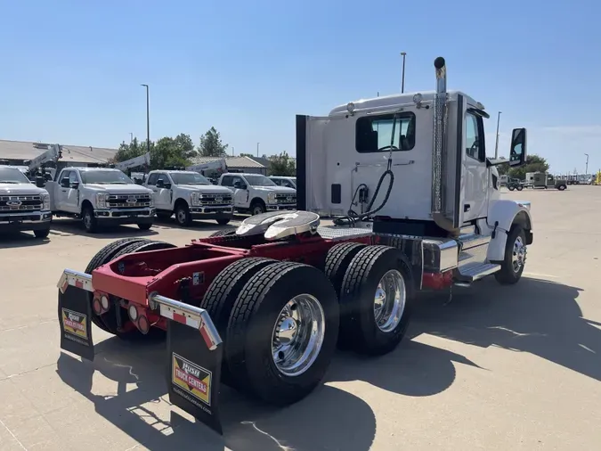2022 Peterbilt 567