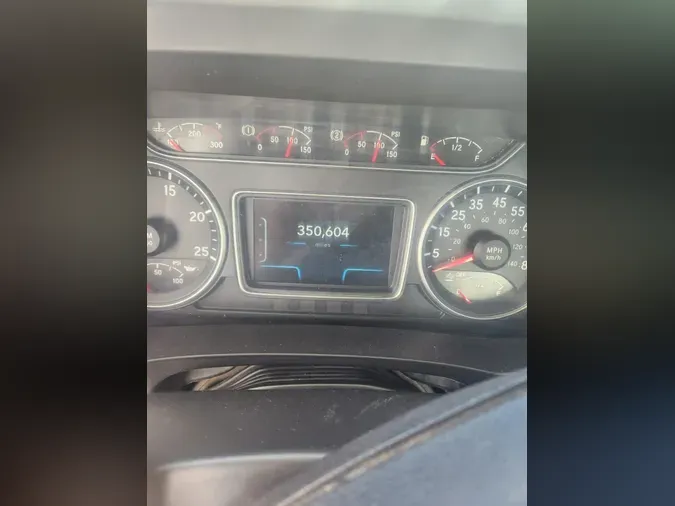 2019 NAVISTAR INTERNATIONAL LT625 DAYCAB T/A