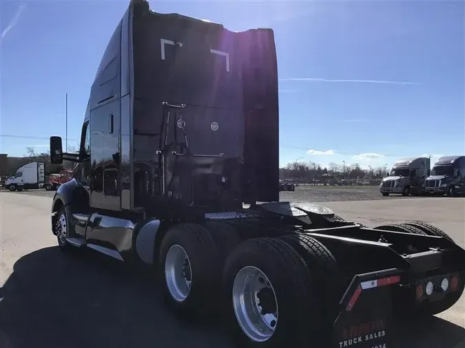 2021 KENWORTH T680