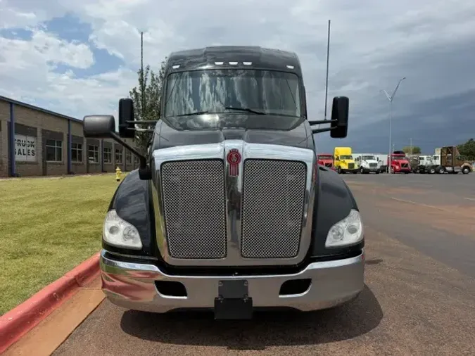 2022 KENWORTH T680b8e881b4c9d2bcd7409ad2ce46c79d92