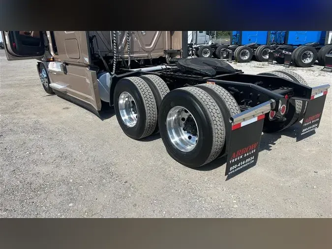 2021 FREIGHTLINER CA126