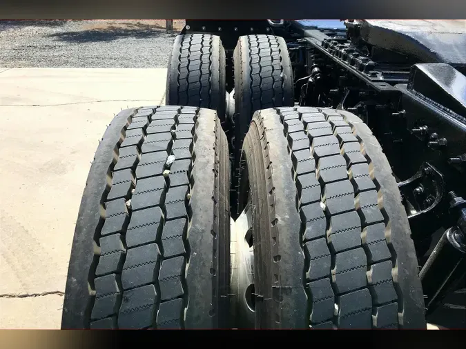 2021 INT LT625 6x4