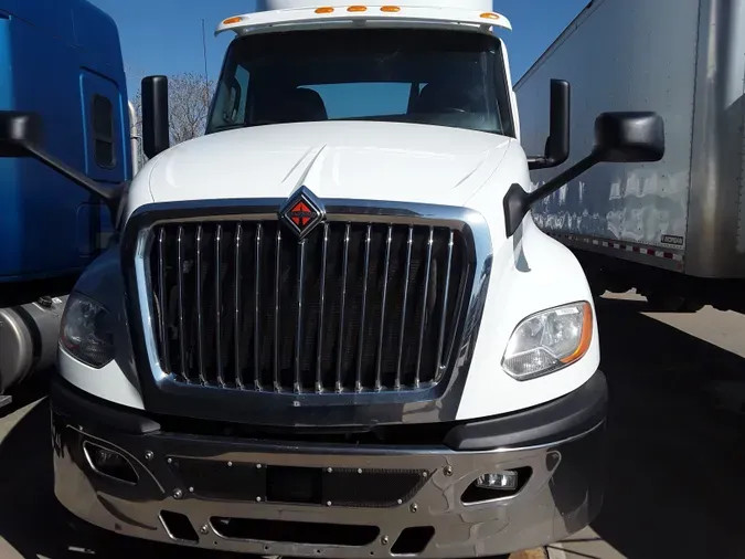 2018 NAVISTAR INTERNATIONAL LT625 DAYCAB T/A