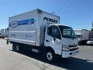 2020 HINO TRUCK 155