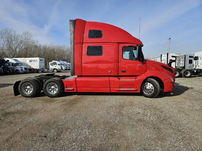 2019 VOLVO VNL64T860