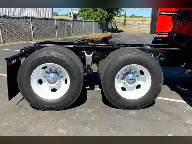 2023 INT LT625 6X4