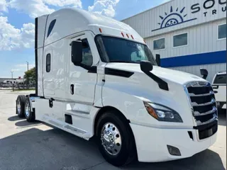 2022 Freightliner Cascadia 126