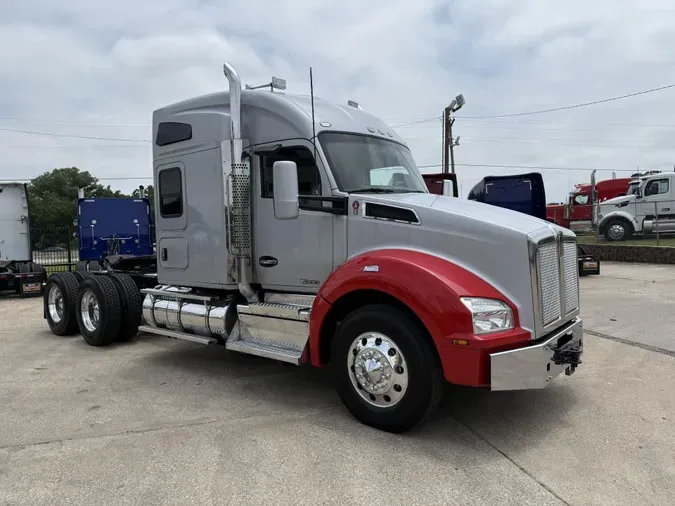 2019 Kenworth T880