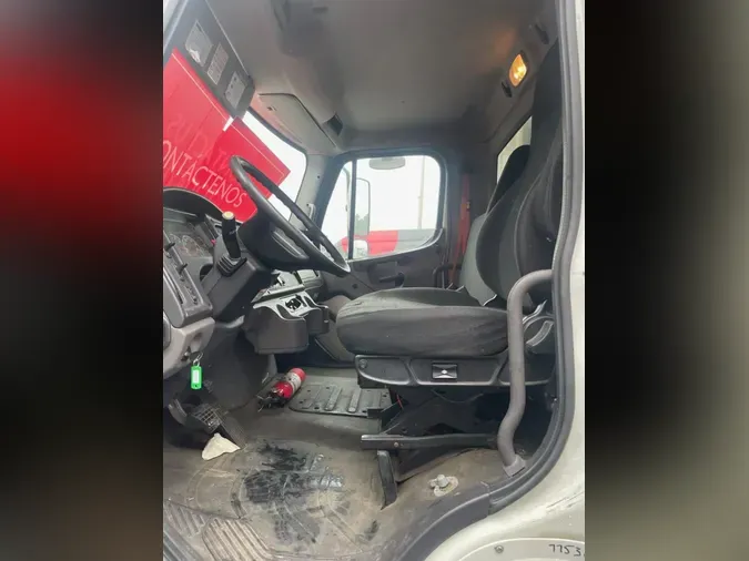 2018 FREIGHTLINER M2 106