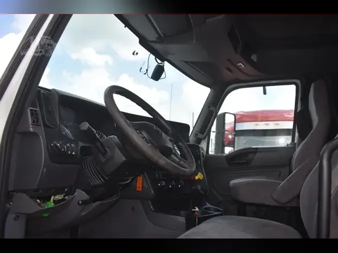 2019 INTERNATIONAL LT