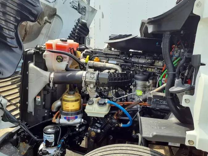 2016 FREIGHTLINER/MERCEDES CASCADIA 125