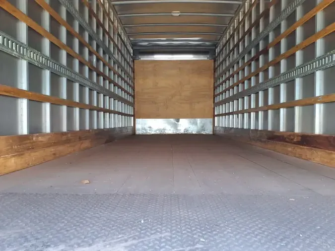 2019 FREIGHTLINER/MERCEDES M2 106