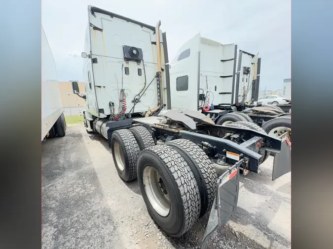 2017 FREIGHTLINER/MERCEDES CASCADIA 125