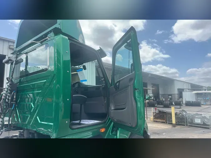 2020 International LT