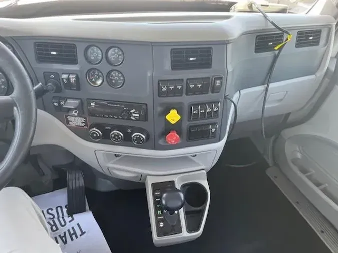 2020 Peterbilt 567