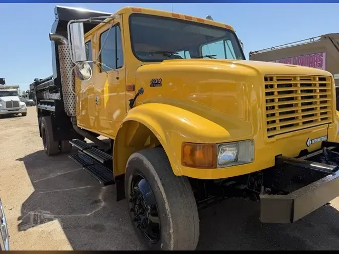 2002 INTERNATIONAL 4900b90554441a754cd762a714d9769ca0c3