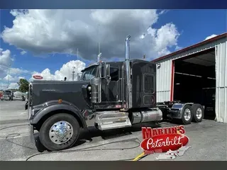 2020 KENWORTH W900L