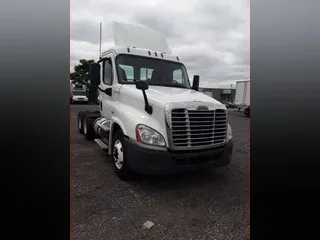 2018 FREIGHTLINER/MERCEDES CASCADIA 125