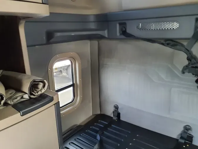 2020 FREIGHTLINER/MERCEDES CASCADIA 125