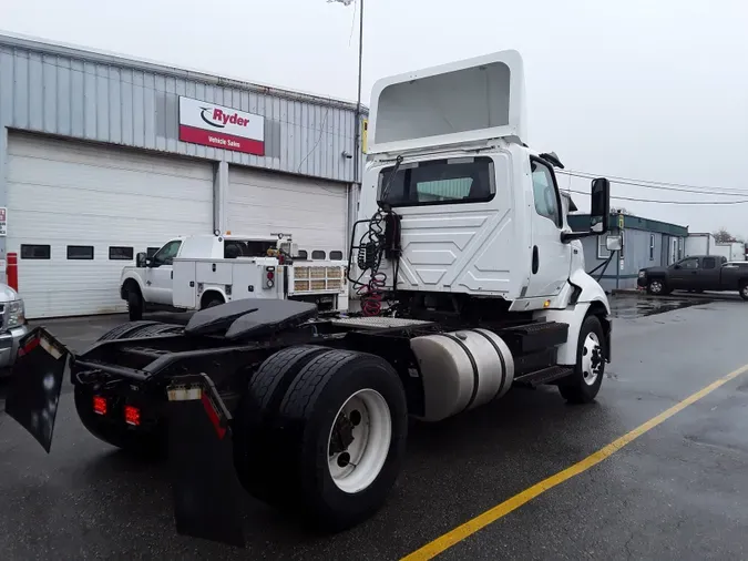 2019 NAVISTAR INTERNATIONAL RH613 DAYCAB S/A