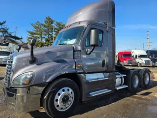 2018 FREIGHTLINER/MERCEDES CASCADIA 125