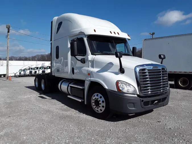 2017 FREIGHTLINER/MERCEDES CASCADIA 125