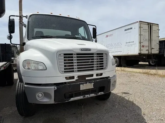 2012 FREIGHTLINER BUSINESS CLASS M2 106