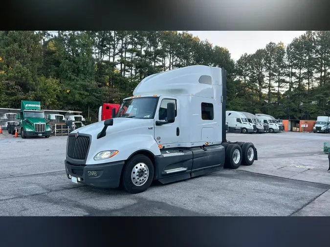 2022 International LT