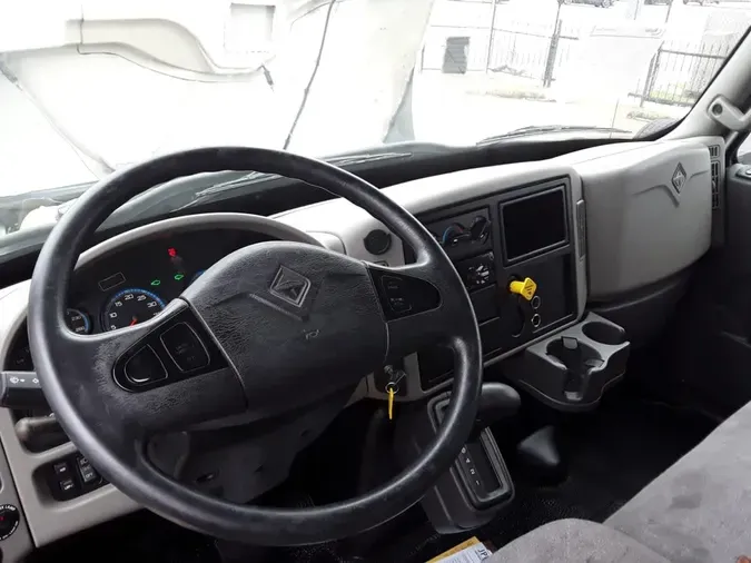 2019 NAVISTAR INTERNATIONAL 4300