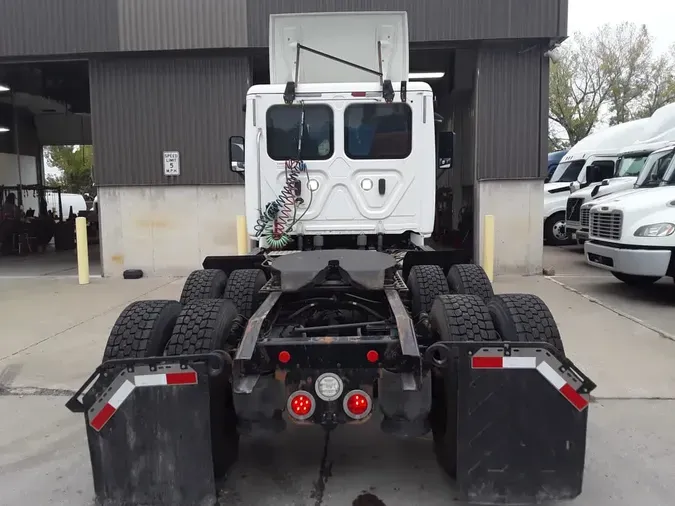 2018 FREIGHTLINER/MERCEDES CASCADIA 125b923aa871cf4a04a3dc50e3d65cac09f