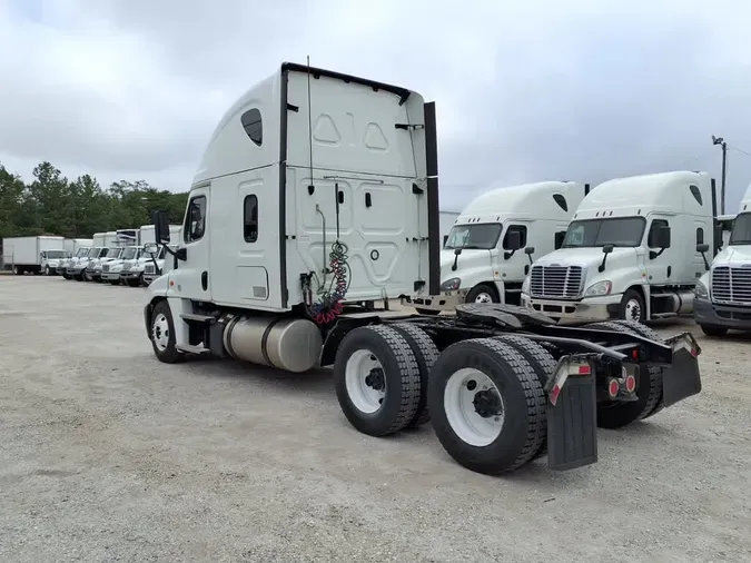 2020 FREIGHTLINER CASCADIA 125