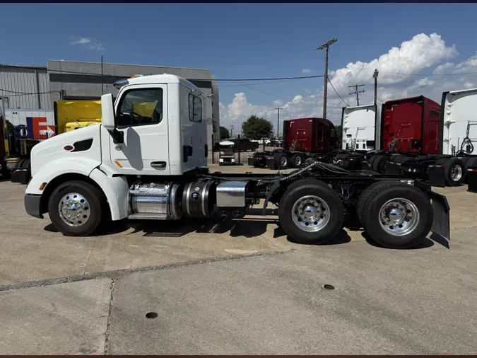2021 Peterbilt 579