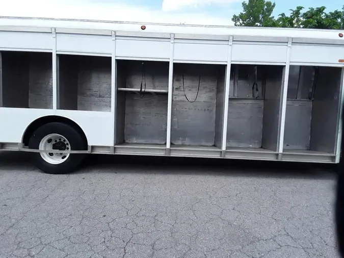 2017 FREIGHTLINER M2 106