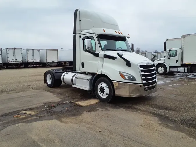 2019 FREIGHTLINER/MERCEDES NEW CASCADIA 116