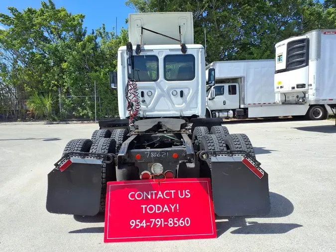 2018 FREIGHTLINER/MERCEDES CASCADIA 125