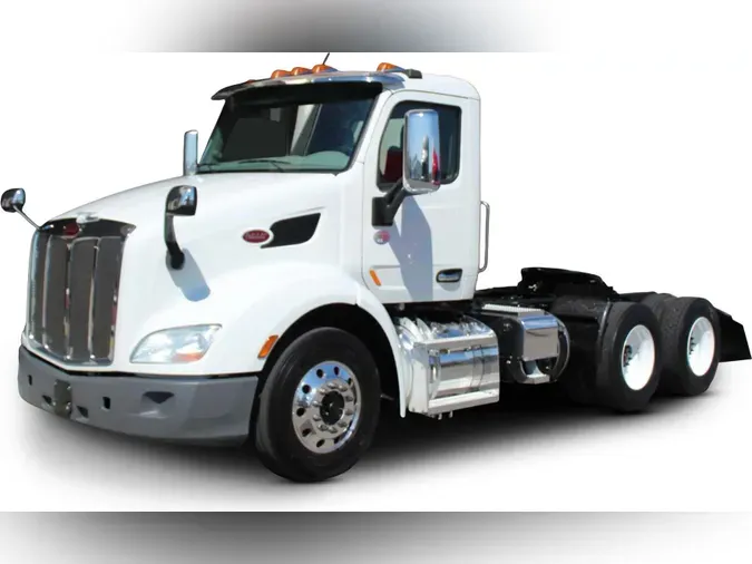 2020 Peterbilt 579b93602b0f9828f99d39e136301e21bb9
